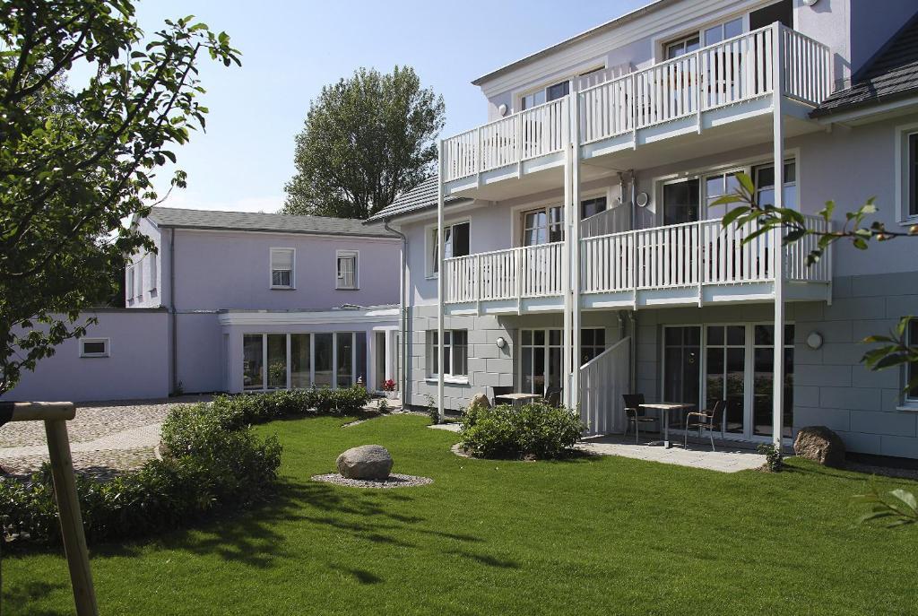 Aparthotel Saatmann Garni Ahrenshoop Eksteriør billede